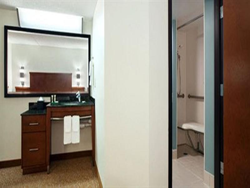 Comfort Suites Milwaukee West Luaran gambar