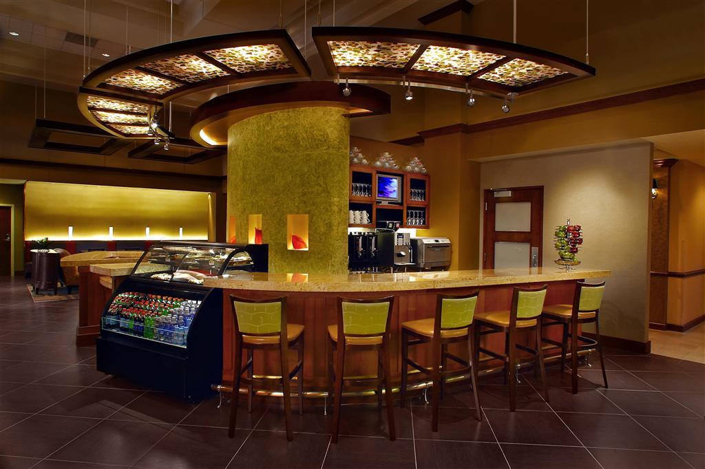 Comfort Suites Milwaukee West Restoran gambar
