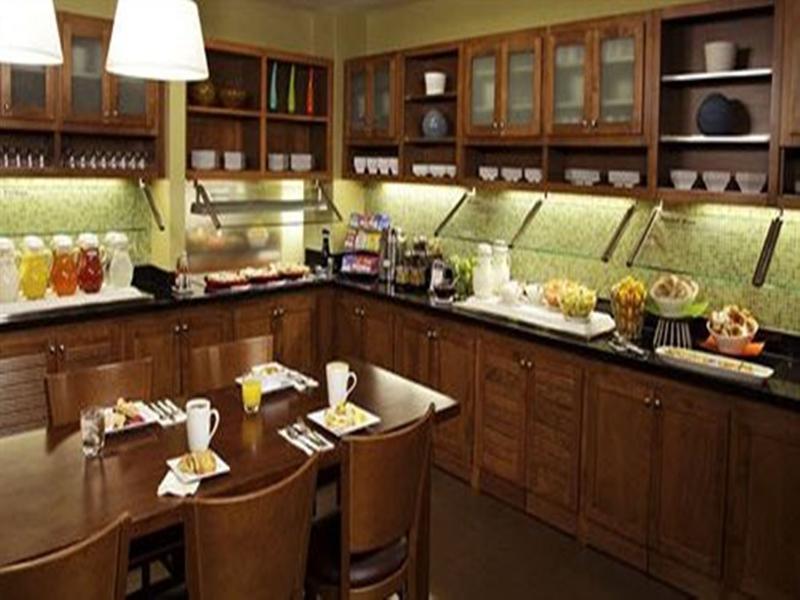 Comfort Suites Milwaukee West Luaran gambar